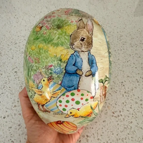 Williams Sonoma Peter Rabbit™ Small Easter Mache Egg - Picture 1 of 3